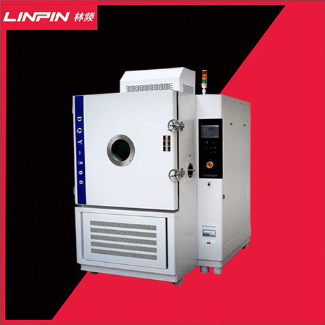 高低溫低氣壓試驗箱在新能源汽車電池測試中的應(yīng)用及性能優(yōu)劣比較